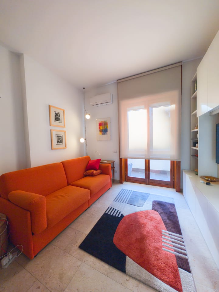 Orange Studio In The Heart Of Porta Venezia - Milão