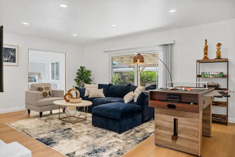 Successful Airbnb property: LUX Disney Retreat | Sleeps 15 | Family Gataway in Fullerton