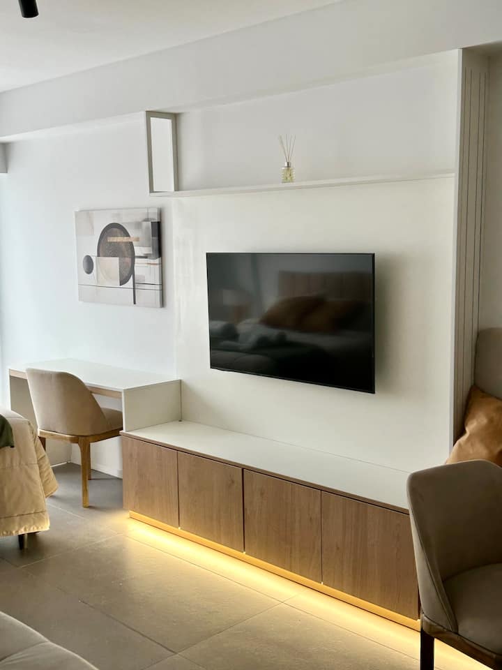 Bright Boutique Studio With Balcony • Palermo Soho - Argentina