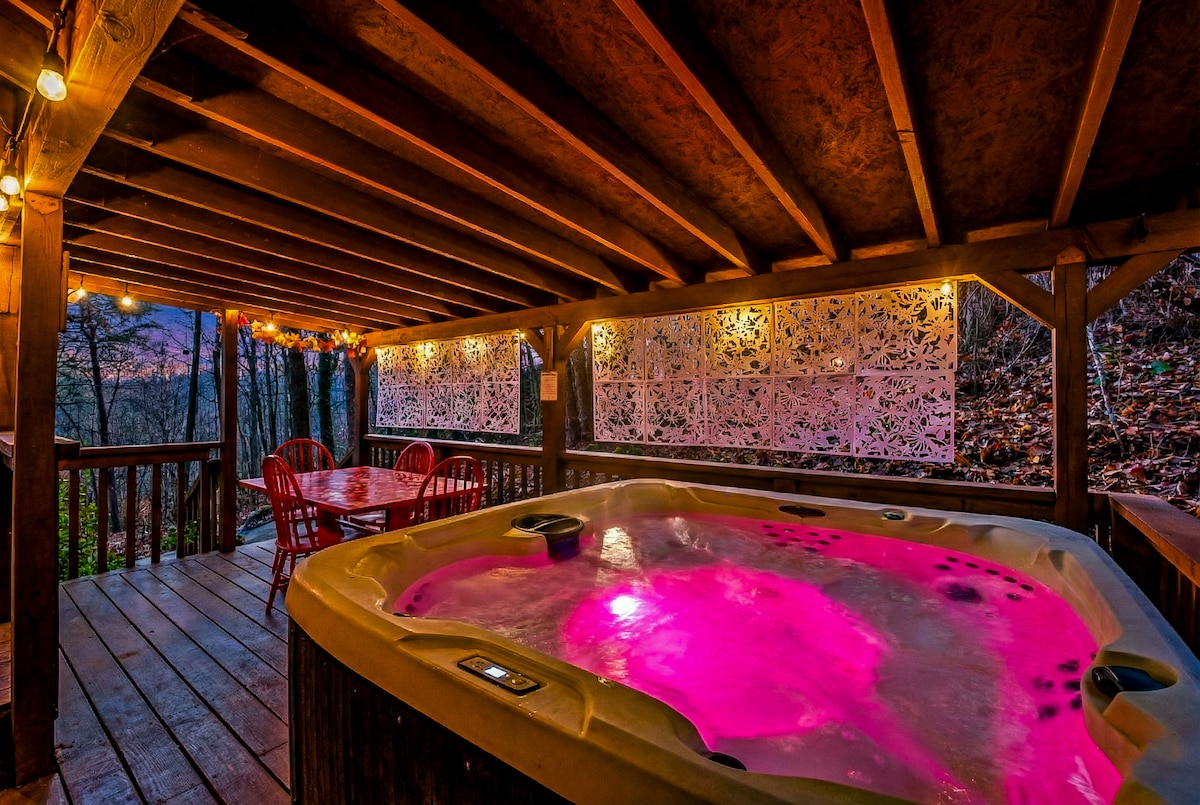 Dolly Vibes|Private|Hot Tub|Karaoke|Beauty Room