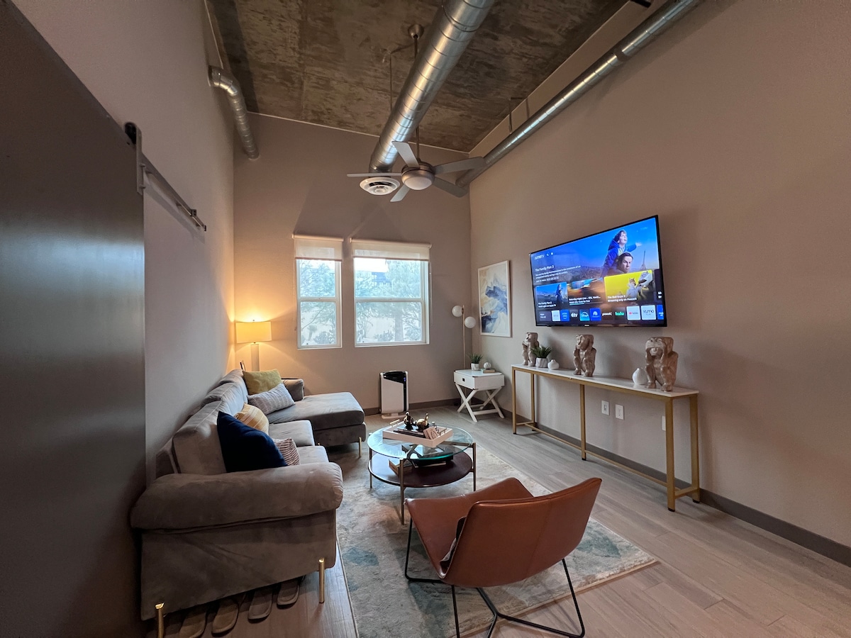 Image showcasing Industrial Chic Downtown Live Work Space - Apartments for Rent in ...