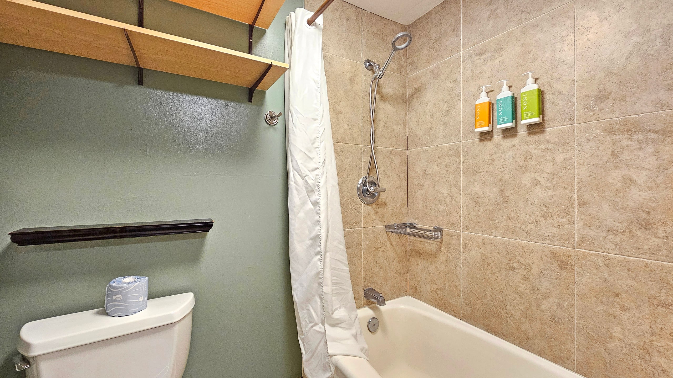 WG701 | Get Away Suite 701—Waikῑkῑ Grand Hotel® - Image 20