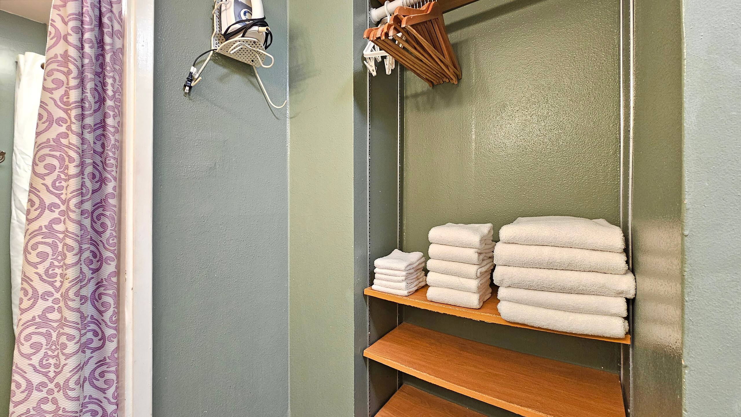 WG701 | Get Away Suite 701—Waikῑkῑ Grand Hotel® - Image 35