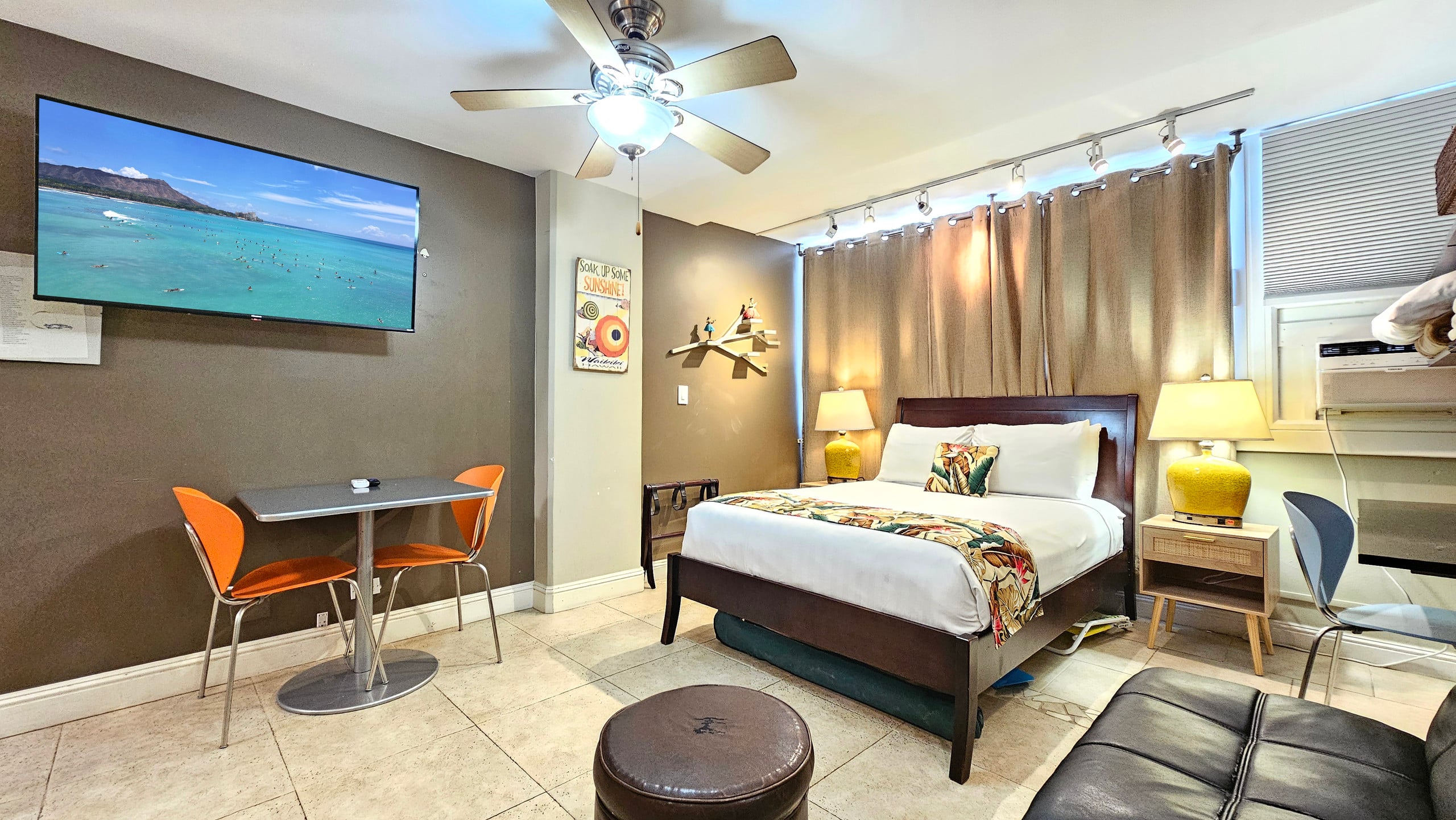 WG701 | Get Away Suite 701—Waikῑkῑ Grand Hotel® - Image 1
