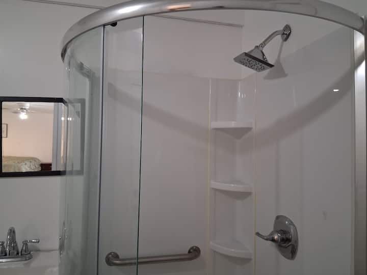 One Level Sunny Stay - Oak Grove - Odessa, MO