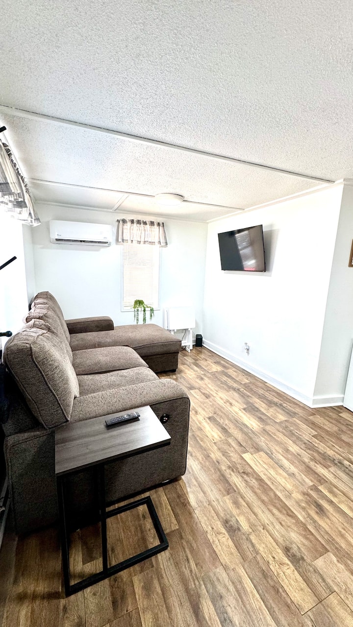 Tiny House For 4, Close To Beach - Crestview, FL