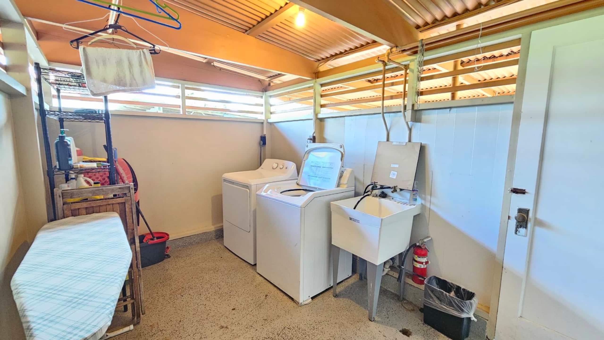 Home in Hilo · ★4.52 · 3 bedrooms · 3 beds · 2 private baths - Image 14