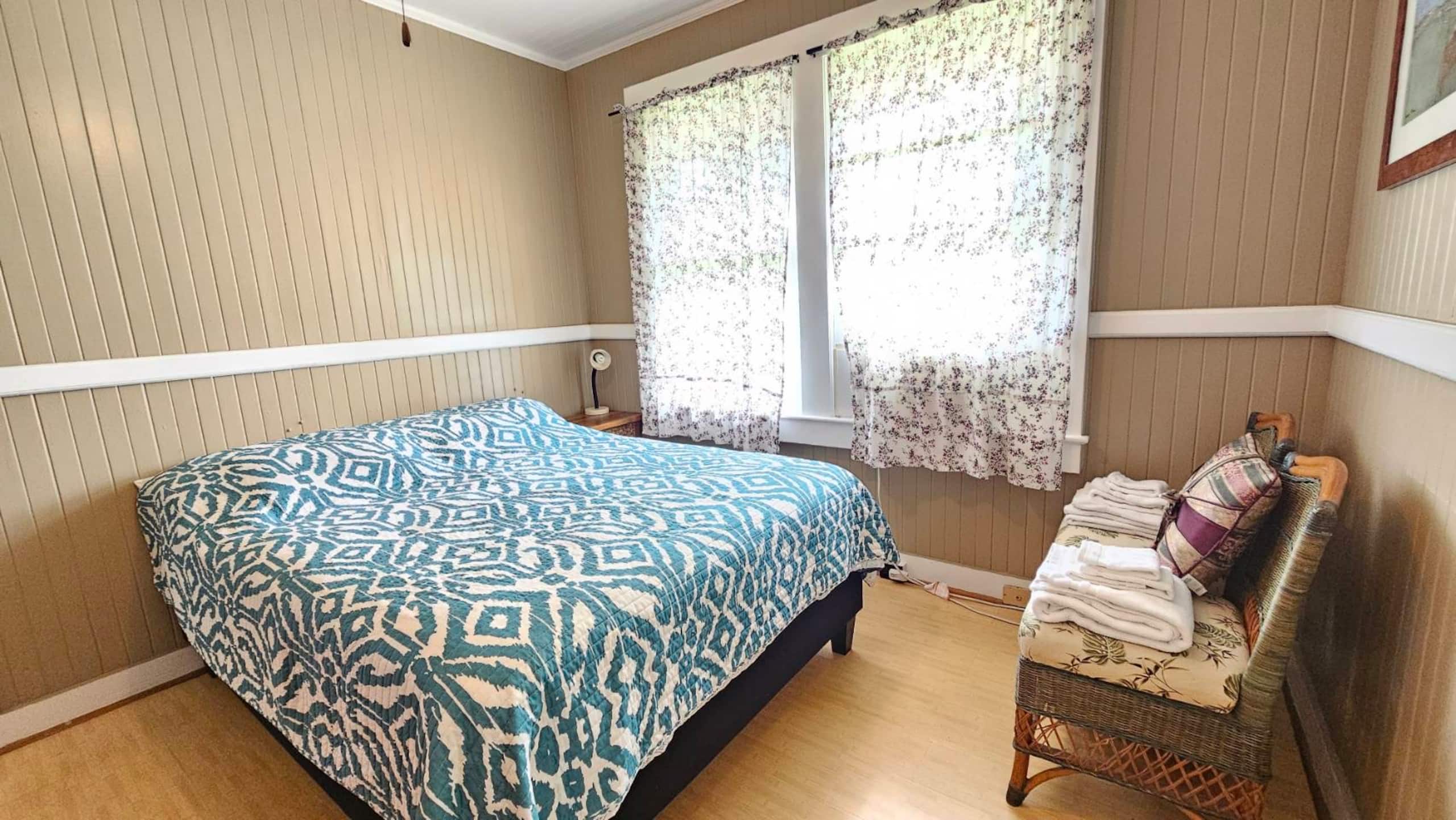 Home in Hilo · ★4.52 · 3 bedrooms · 3 beds · 2 private baths - Image 10