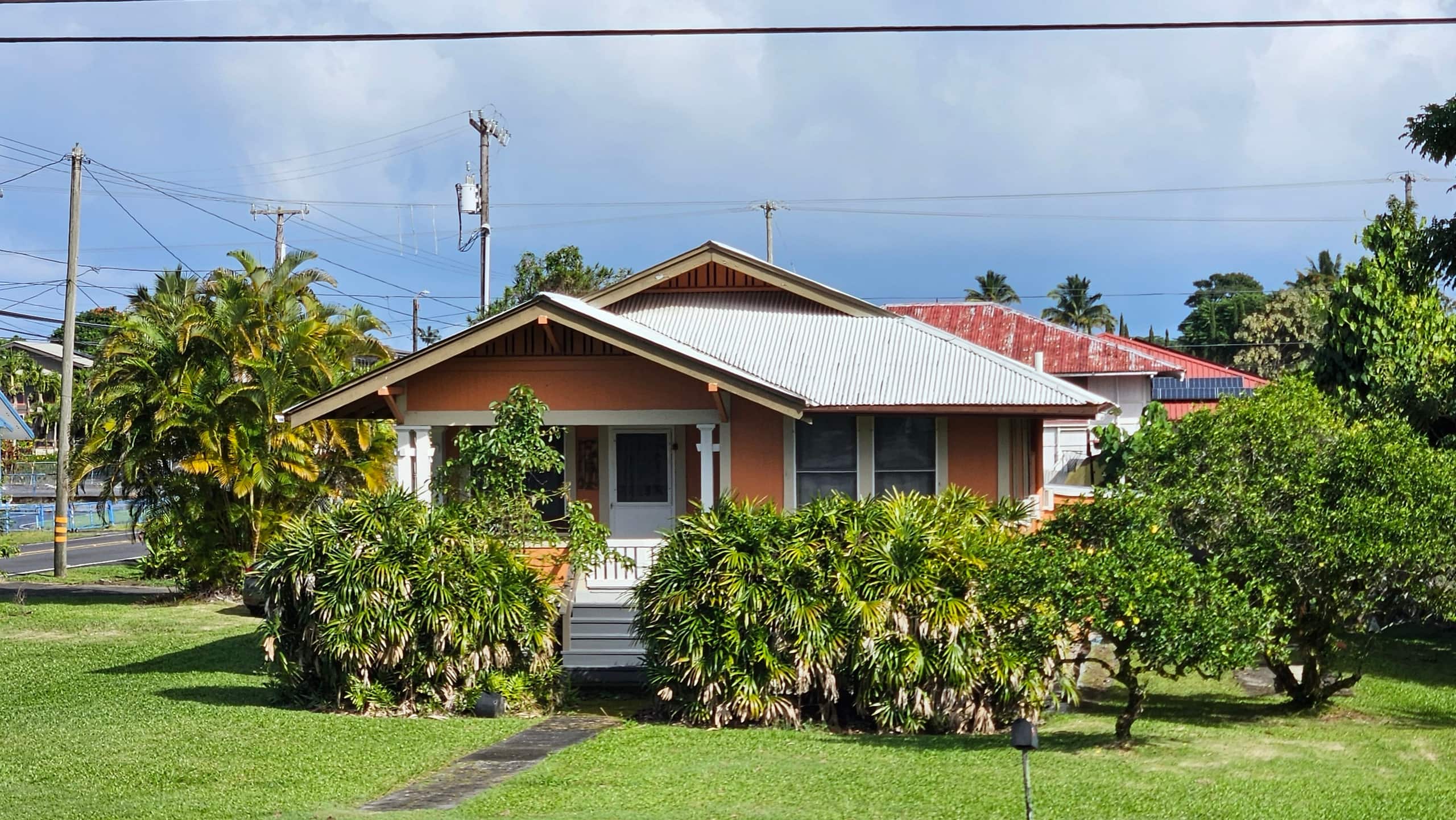 Home in Hilo · ★4.52 · 3 bedrooms · 3 beds · 2 private baths - Image 16