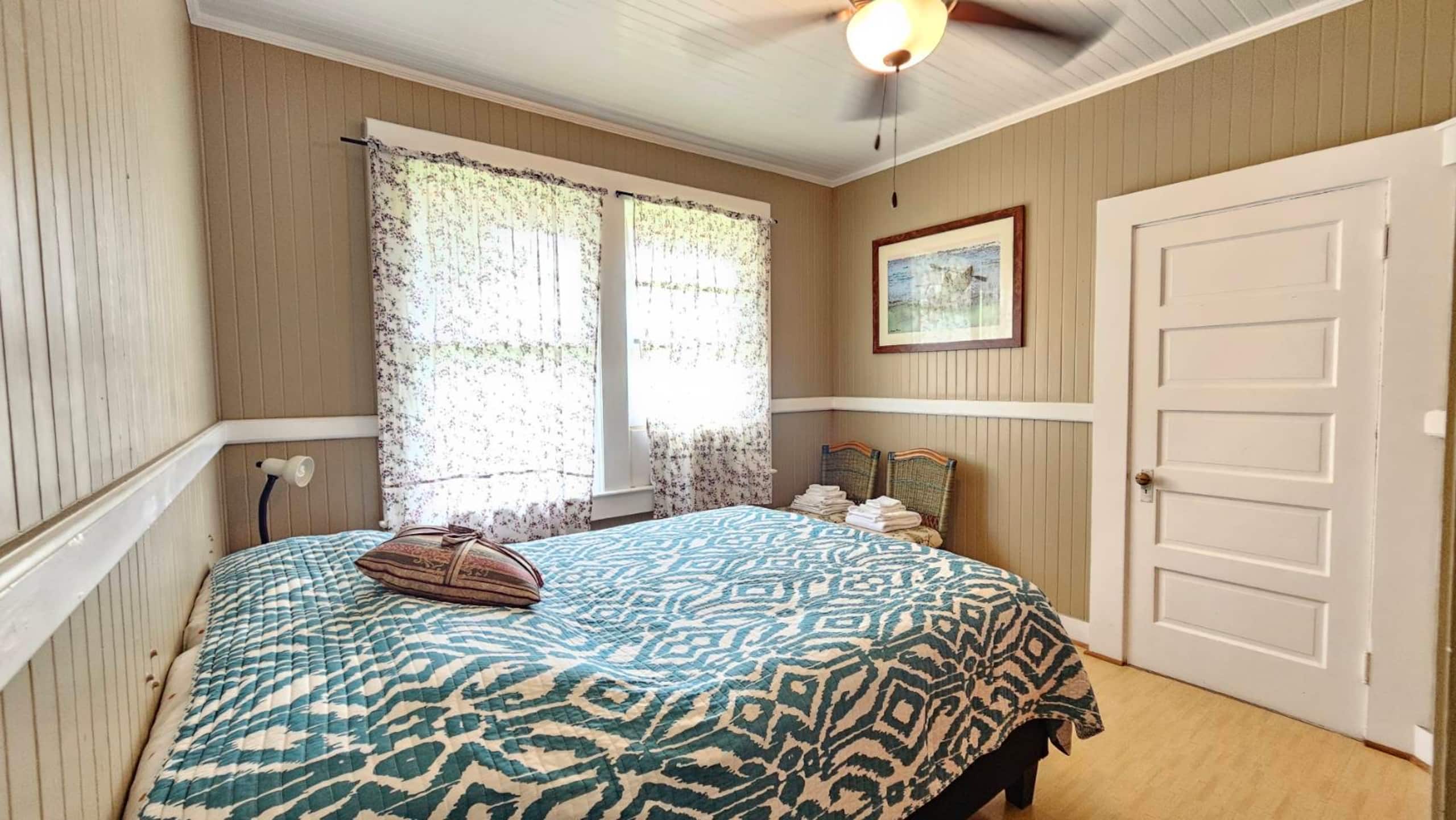 Home in Hilo · ★4.52 · 3 bedrooms · 3 beds · 2 private baths - Image 2