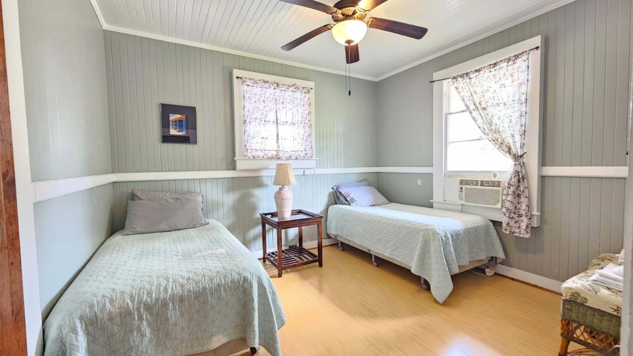 Home in Hilo · ★4.52 · 3 bedrooms · 3 beds · 2 private baths - Image 11