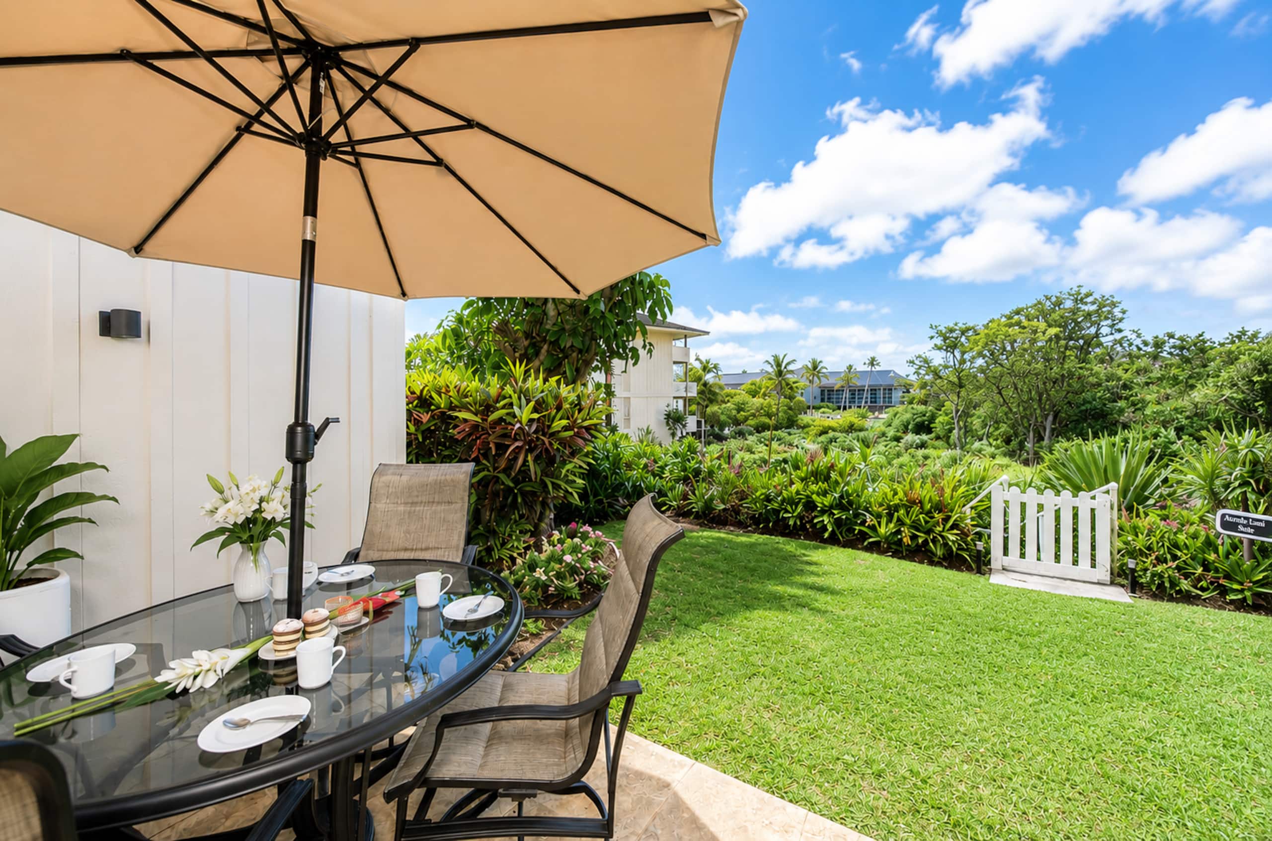 Poipu Beach Remodeled | A/C | Resort Pool & Garden - Photo 16