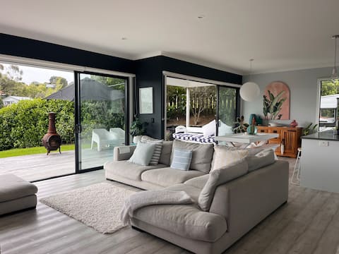Aroaro Retreat