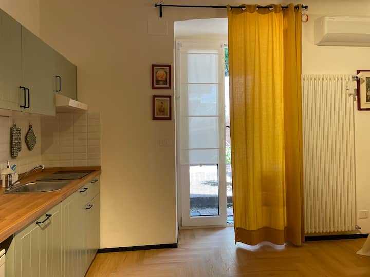 Monolocale In Centro Città - Genua