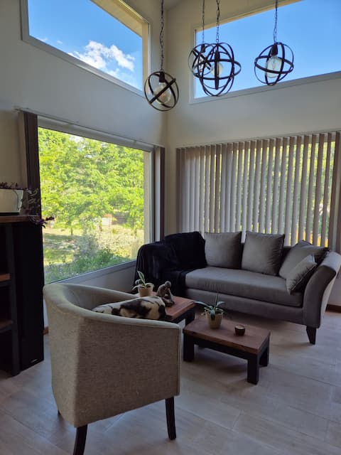Top Airbnb: Whatever it has to be 1 in Villa Giardino