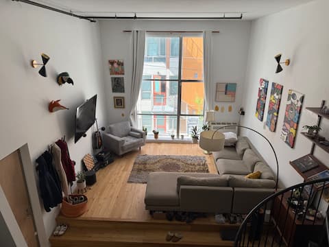 Top Airbnb: Modern Loft with lots of light in the heart of SF in South Of Market