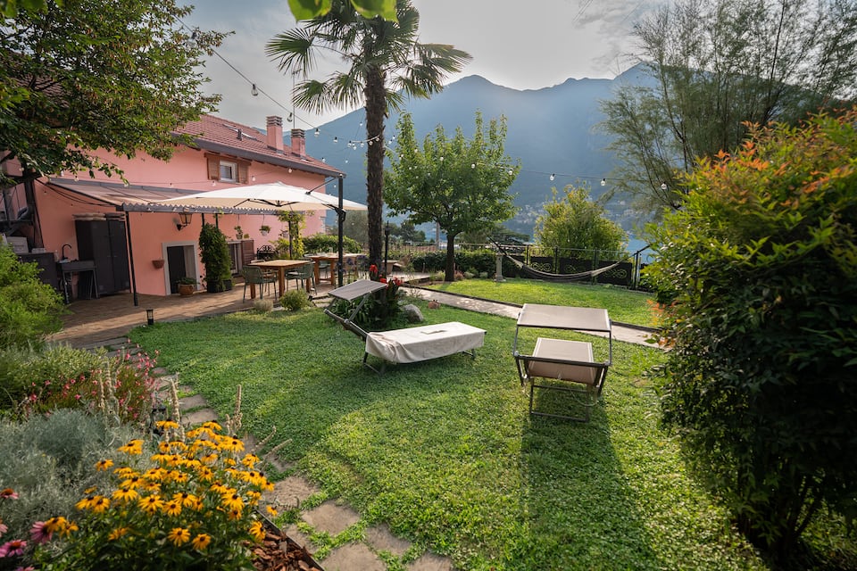 Ama'Ca Dulza, a garden house above Lake Como, Laglio, Lake Como, Italy, photo 9 of 10