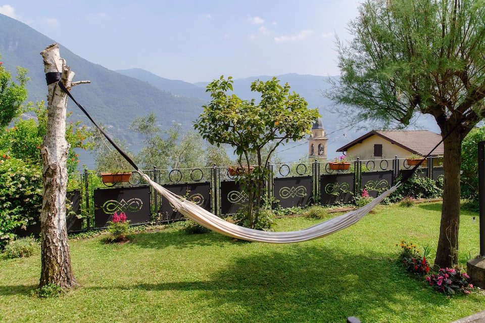 Ama'Ca Dulza, a garden house above Lake Como, Laglio, Lake Como, Italy, photo 1 of 10
