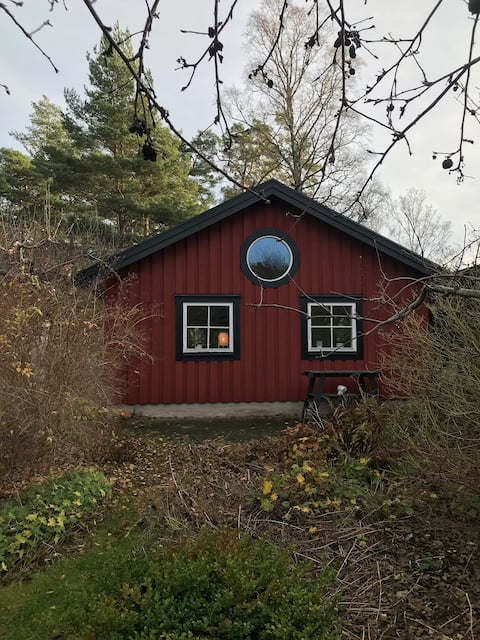 Top Airbnb: Small house by Lake Mälaren - Close to public transport in Uppsala