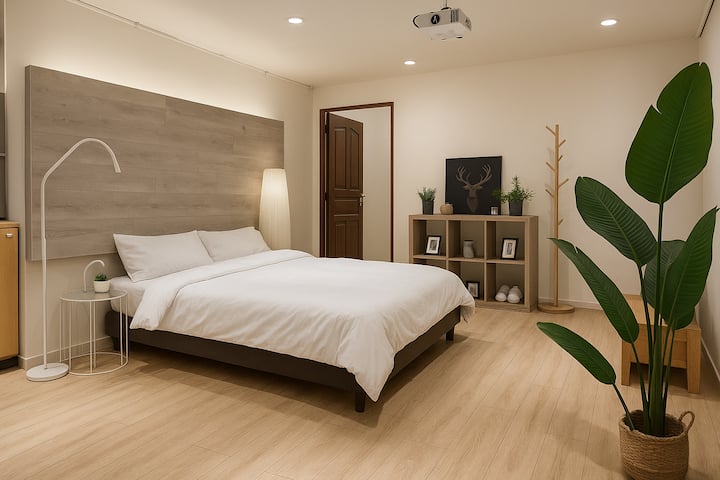 Er is slechts één woonkamer in het appartement, deze foto toont de slaapbank in de woonkamer wanneer er meer dan vier gasten zijn.