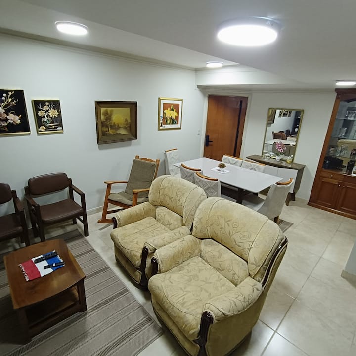 Dpto. Cómodo, Seguro Y Confortable Con Cochera. - Asunción