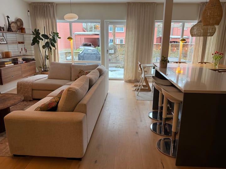Family Friendly Forest House Near The Beach - Gustavsberg