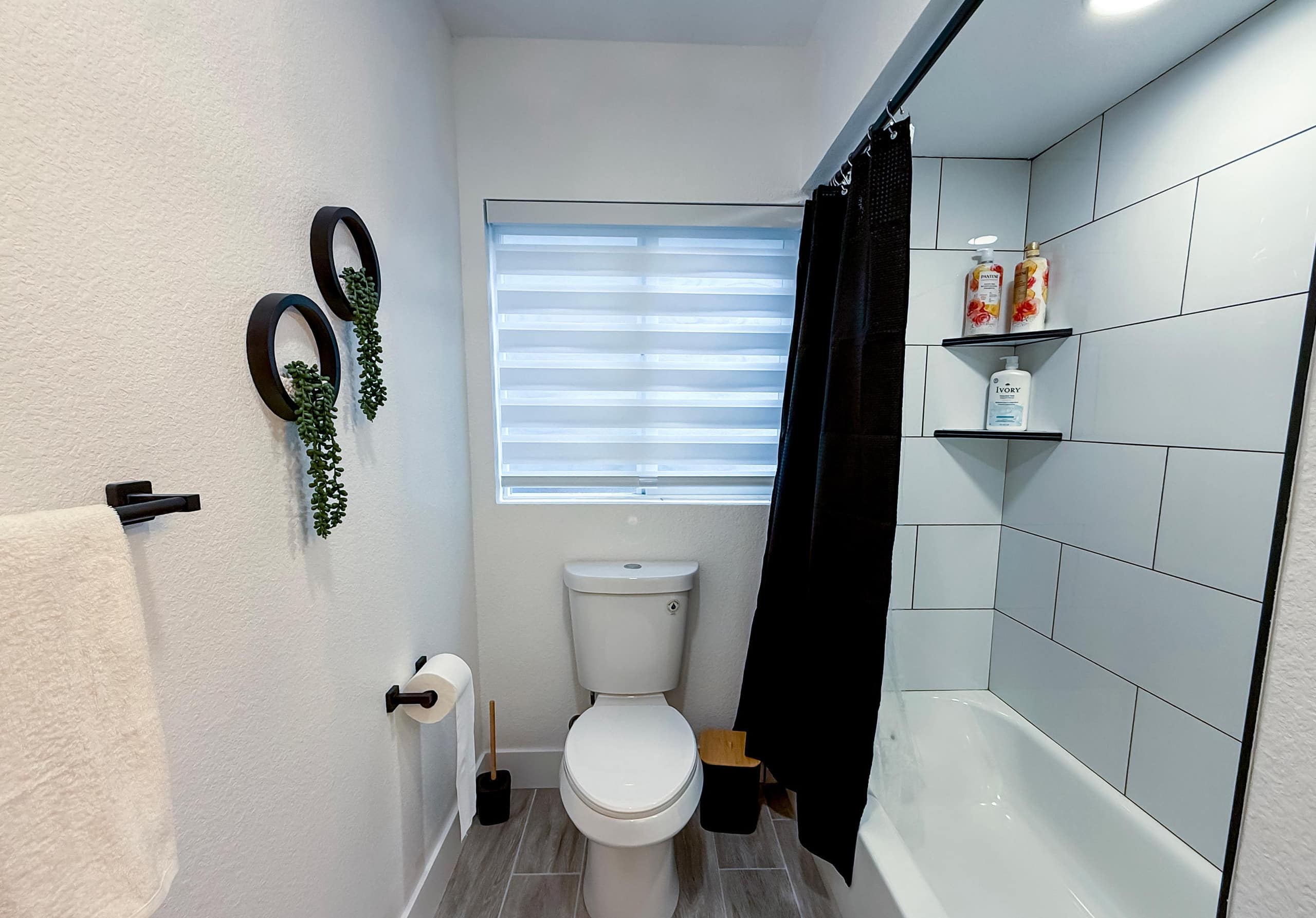 Stylish Remodeled Home Near R Street & Capitol - Photo 20
