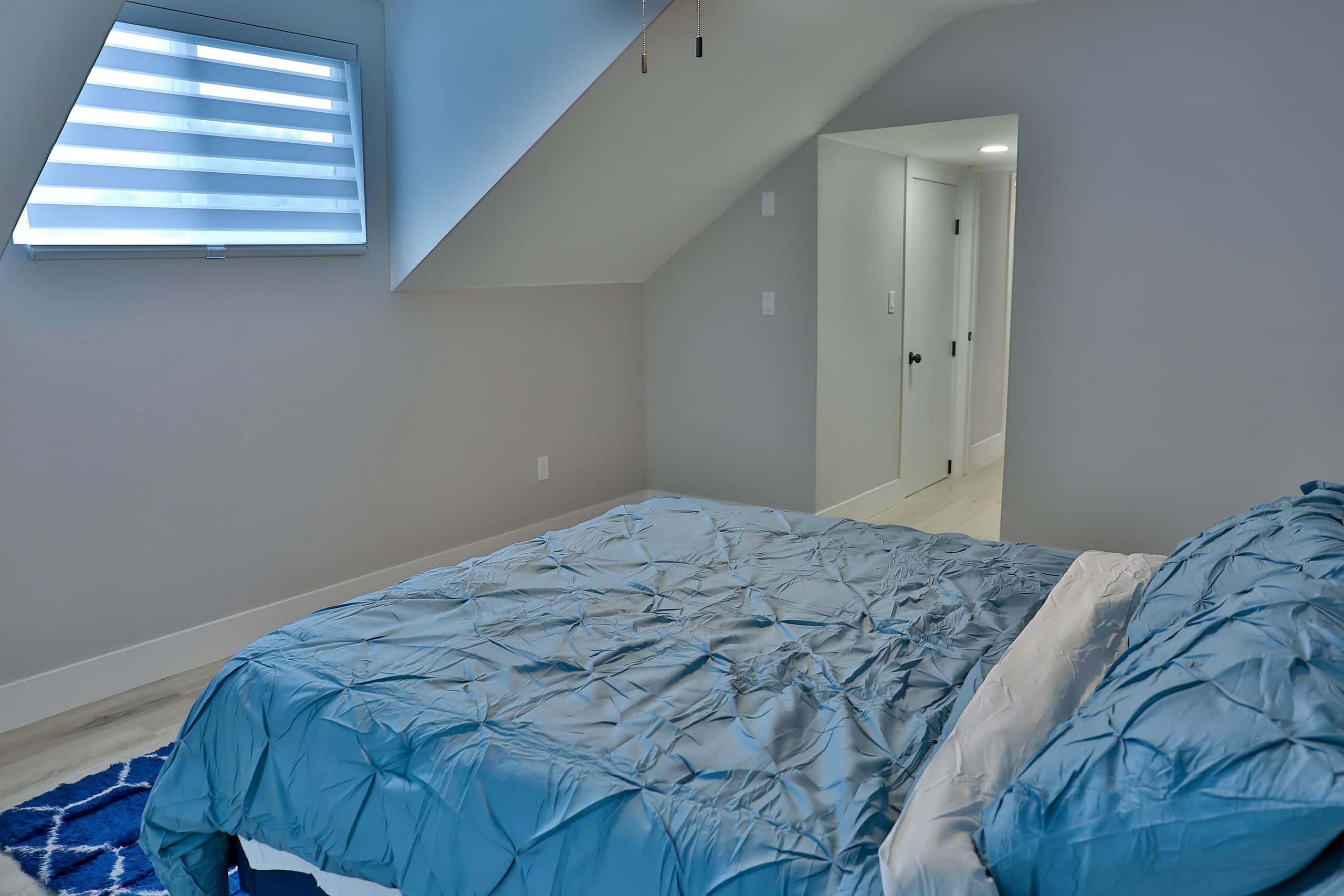 Stylish Remodeled Home Near R Street & Capitol - Photo 11