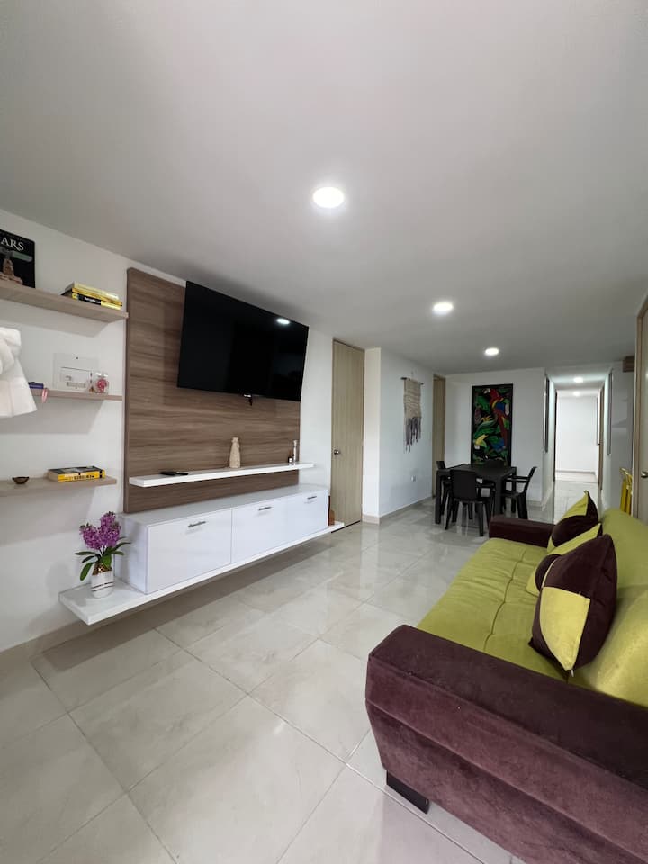 House, 2 bedrooms, living room and kitchen