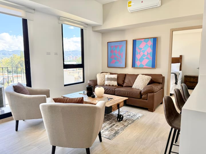 Executive Dúo Apartment In Zone 10 With Ac - Guatemalaváros