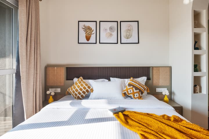 Bedroom 1 image 3