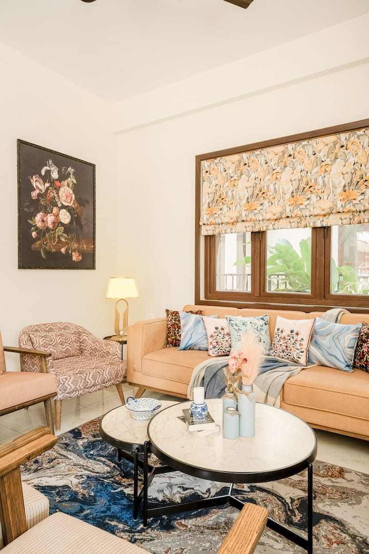 Living room image 3