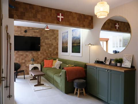 Top Airbnb: Modern 3BR - 500m from funicular - 3 balconies in Bourg Saint Maurice