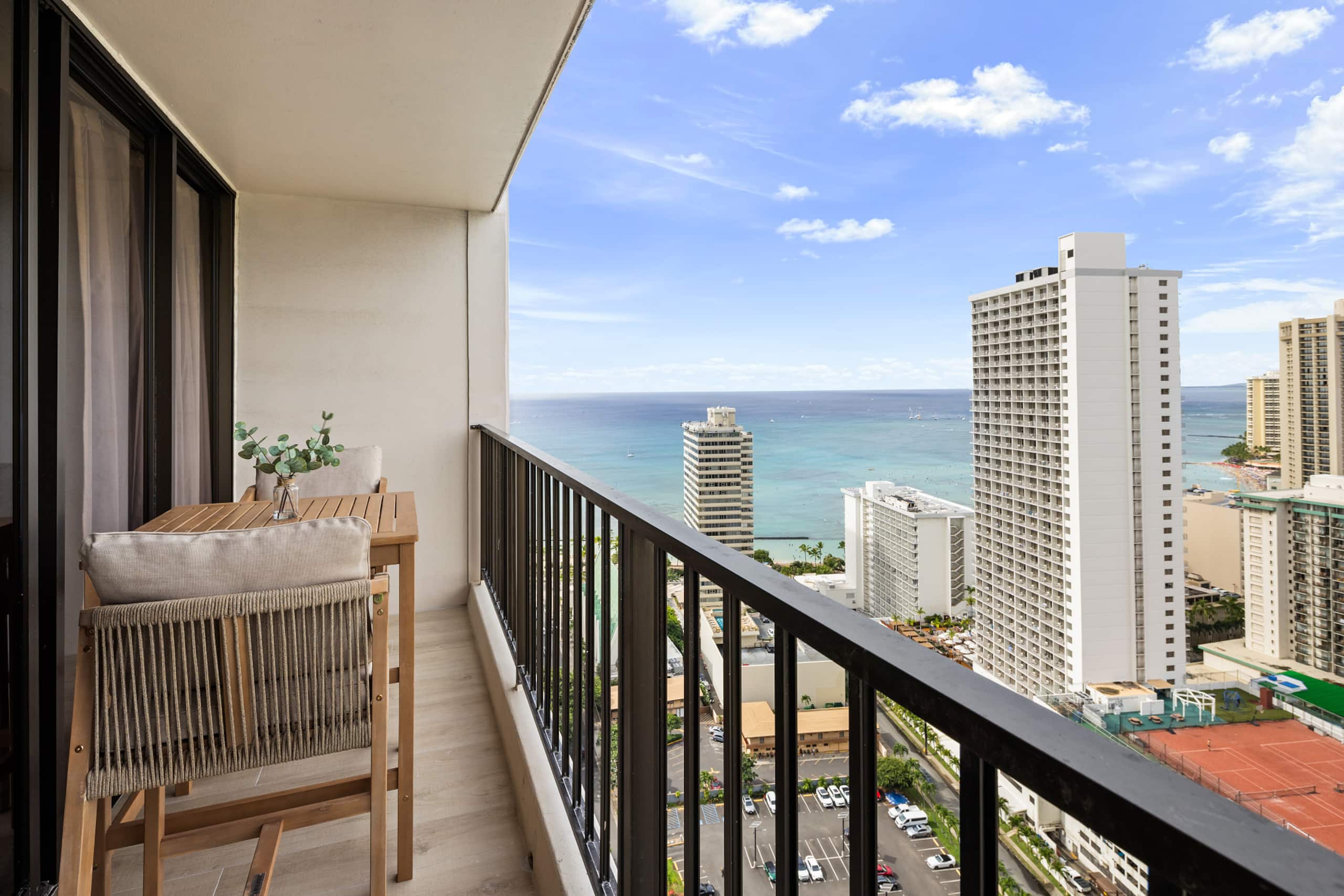 Waikiki Luxury Ocean Escape 33F – 1 Parking - Image 44