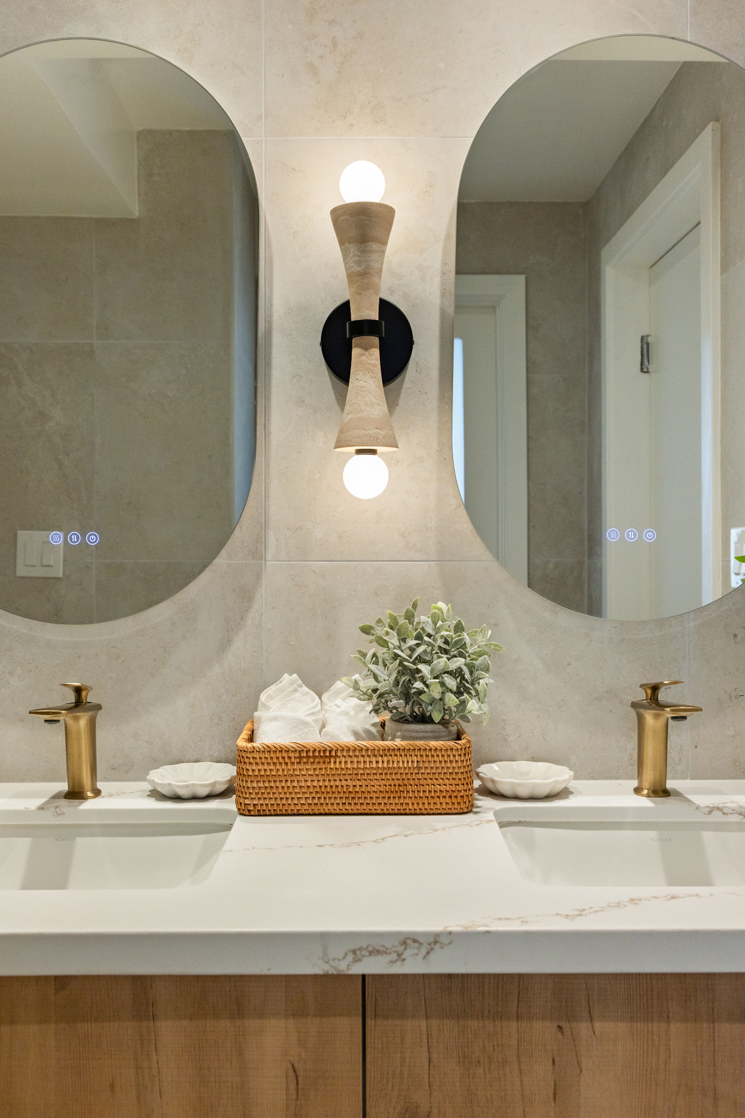 Waikiki Luxury Ocean Escape 33F – 1 Parking - Image 39