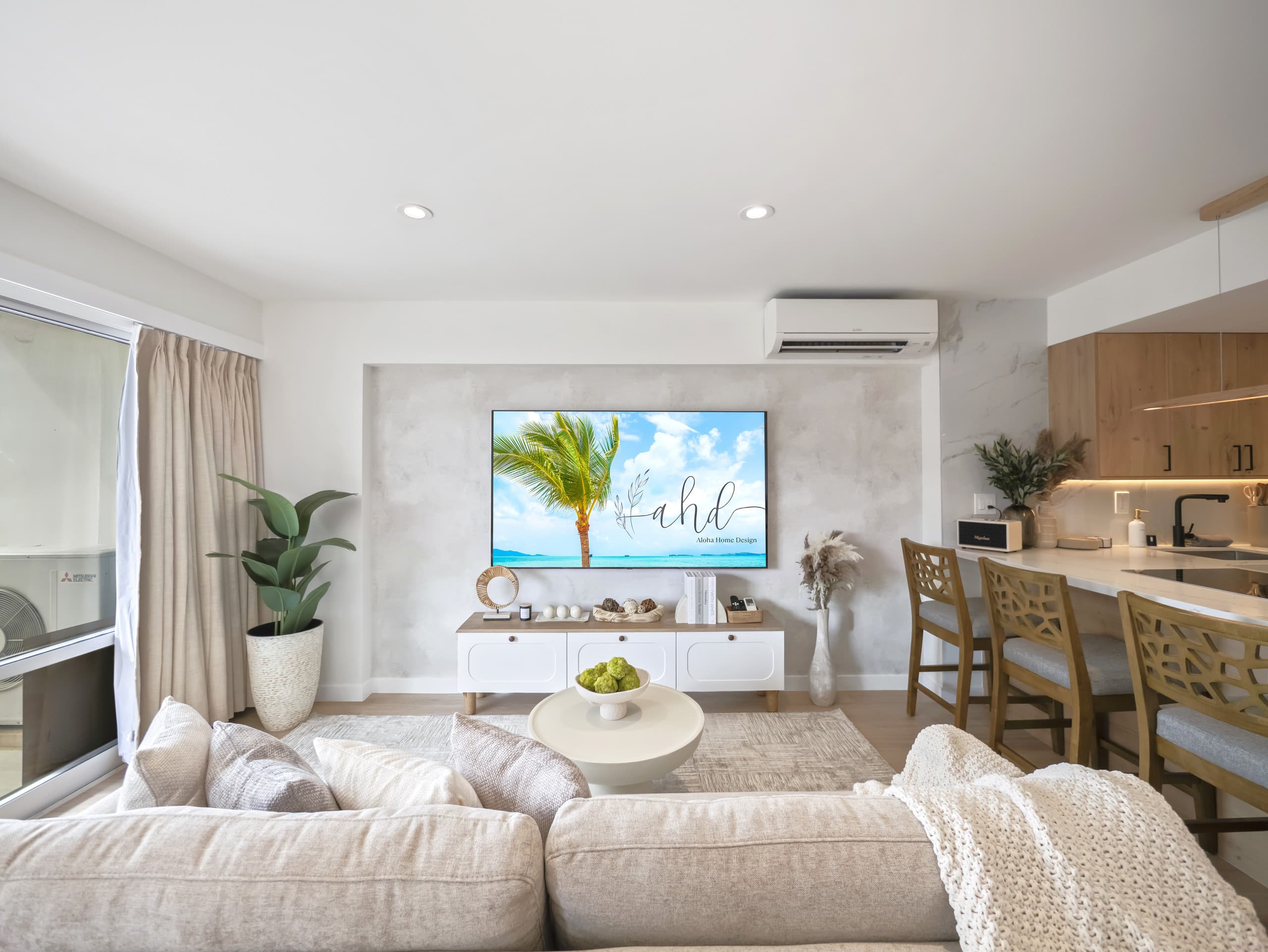 Waikiki Ocean Wave Escape: Coastal Luxe - Image 8
