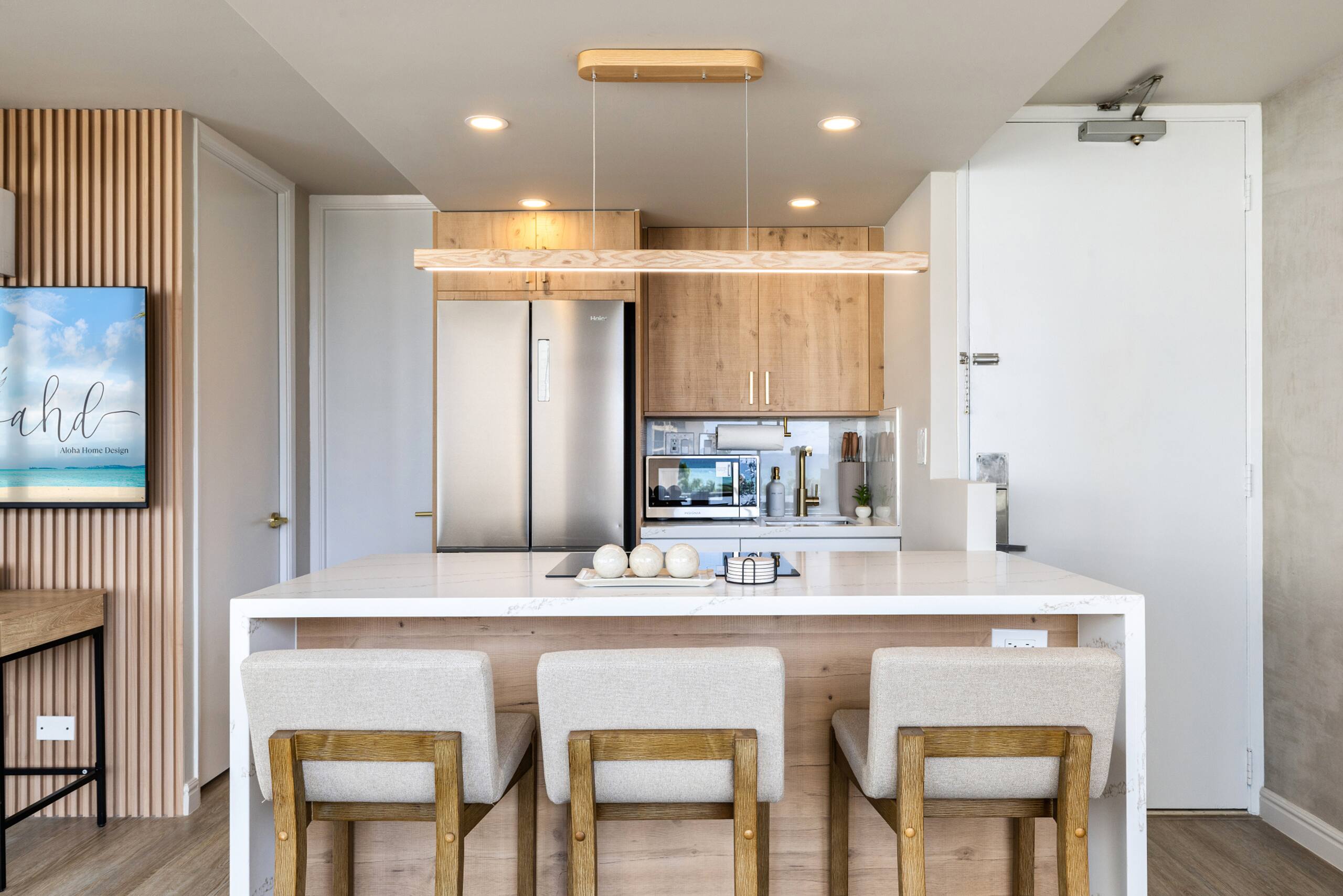 Waikiki Ocean View Retreat – Close to the Beach - Image 27