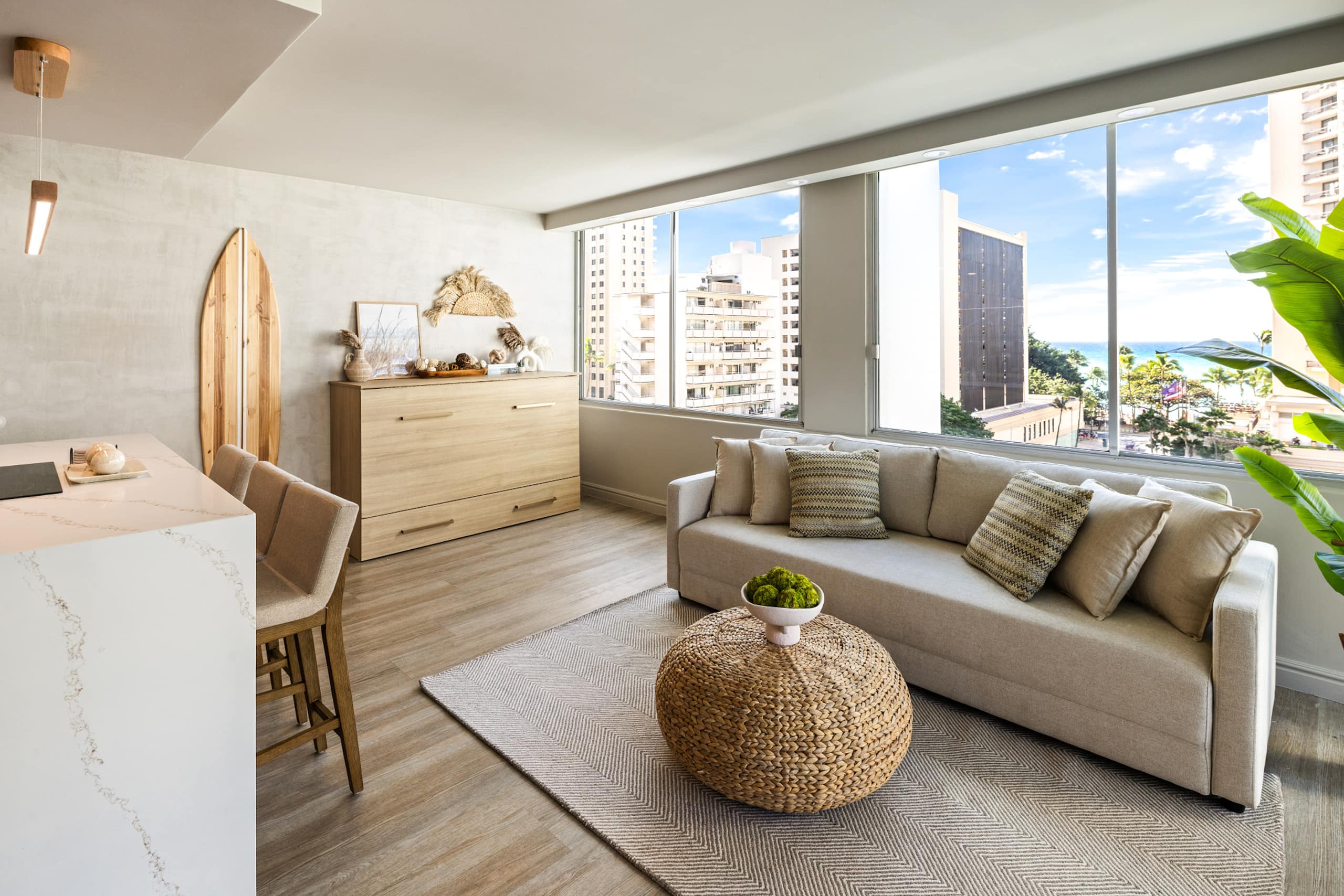Waikiki Ocean View Retreat – Close to the Beach - Image 5