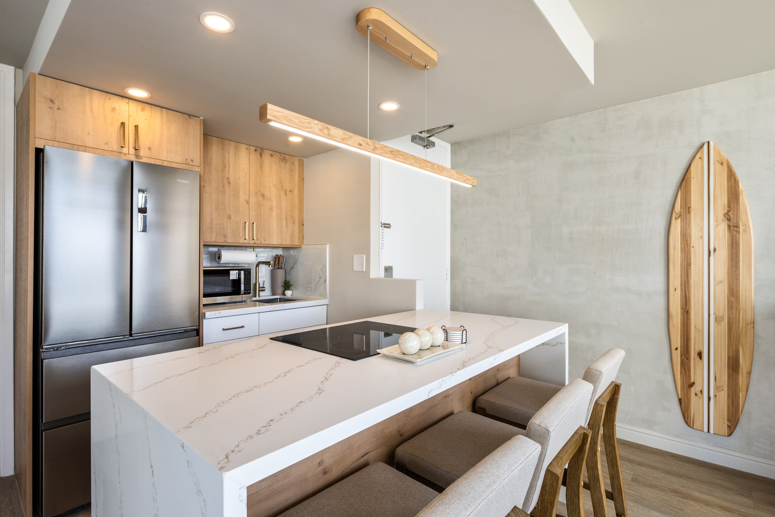 Waikiki Ocean View Retreat – Close to the Beach - Image 16