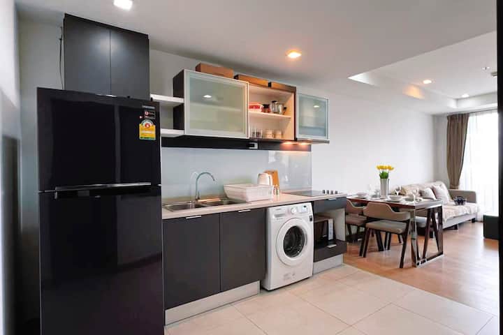 42)清迈市中心古城旁，大户型两居室精品公寓,免费泳池､健身房astra Condo - Chiang Mai