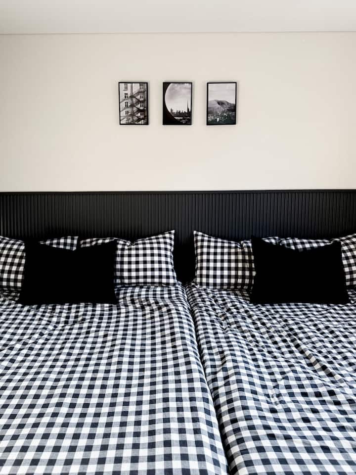 Dormitorio principal con baño privado