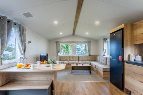 Top Airbnb: 5 Manor Park/3 bedrooms /Sea views/Private Parking in Woolfardisworthy
