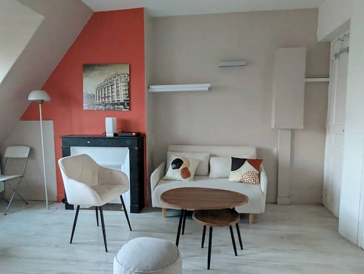 Studio Proche Champs Elysées Vue Tour Eiffel - ibis Styles Paris Eiffel Cambronne