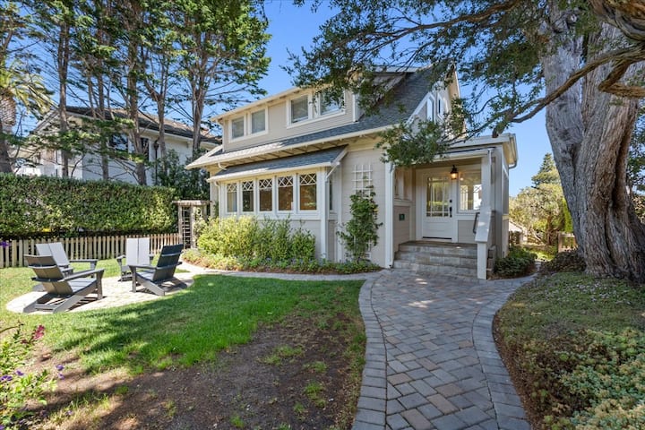 3988 Cannery Cottage - Coastal Living Near The Bay - Pacific Grove, CA