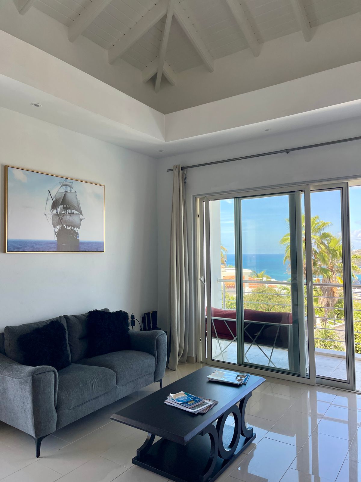 Escapade paradisiaque avec la meilleure vue de SXM ! – photo 2