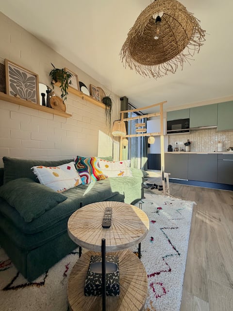 Successful Airbnb property: Bohemian chic studio with terrace facing the lake in Vielsalm