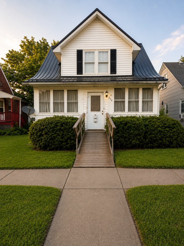 The Seamstress House - Elkins, WV