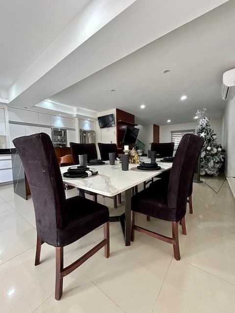 comfortable house, great location and safe