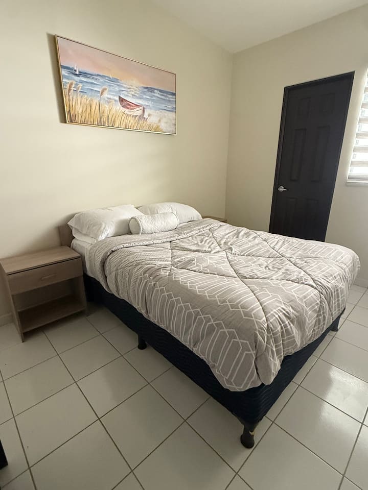 غرفة النوم 2