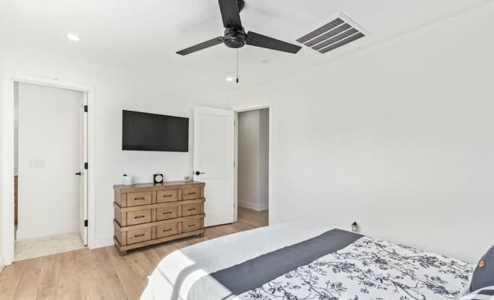 วิวห้องนอนใหญ่ 